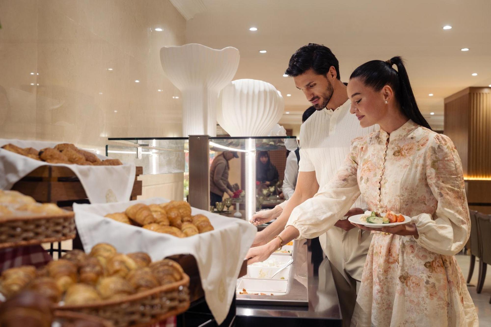 Golden Sands Suites Dubai Eksteriør billede