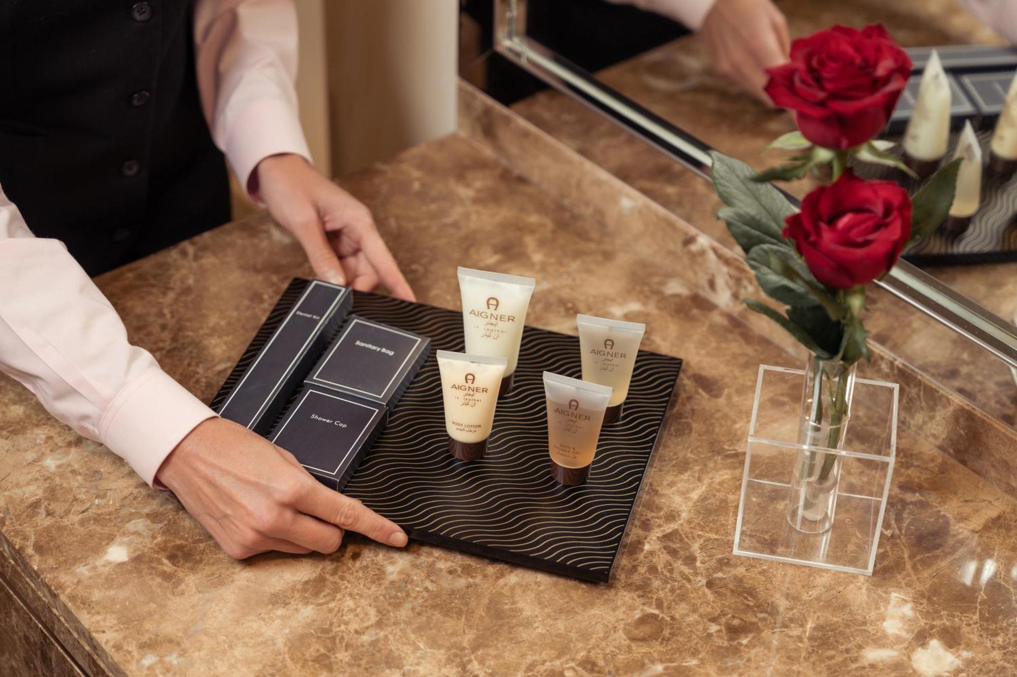 Golden Sands Suites Dubai Eksteriør billede